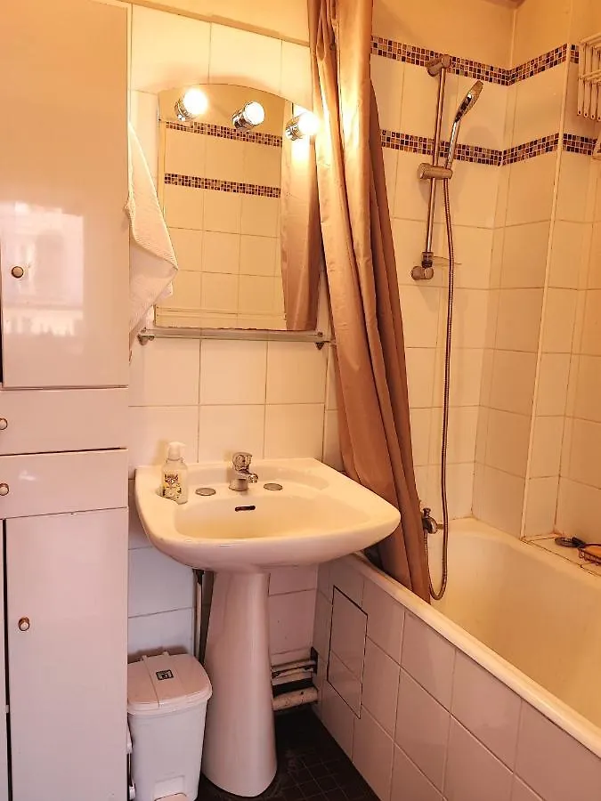 Cosy Et Spacieux Avec Emplacement Ideal Paris